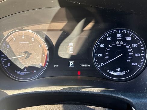 Used 2017 Genesis G80 5.0 Ultimate RWD image 4