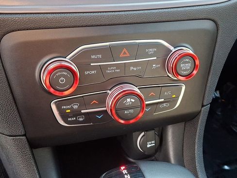 Used 2023 Dodge Charger SXT w/ Blacktop Special Edition image 17