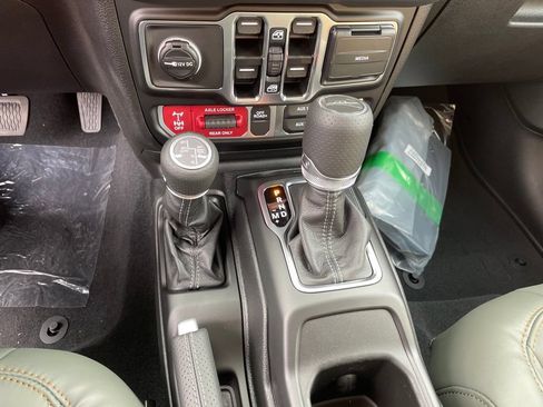New 2026 Jeep Gladiator Mojave AWD/4WD image 13