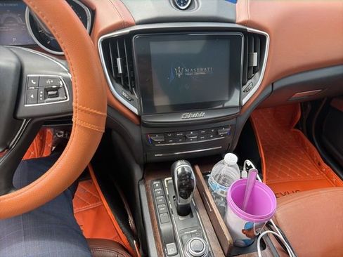 Used 2017 Maserati Ghibli S RWD image 22