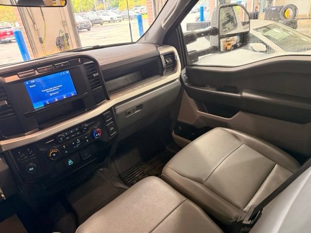 Used 2023 Ford F250 XL w/ XL Chrome Package RWD image 22