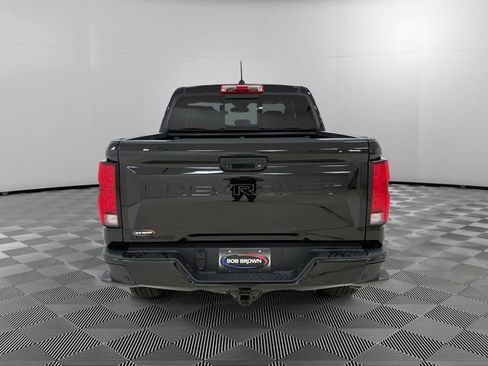 Certified 2024 Chevrolet Colorado Z71 w/ LPO, Dark Essentials Package AWD/4WD image 4