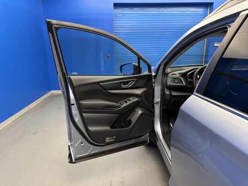 Certified 2025 Subaru Ascent Premium w/ Premium Package image 10