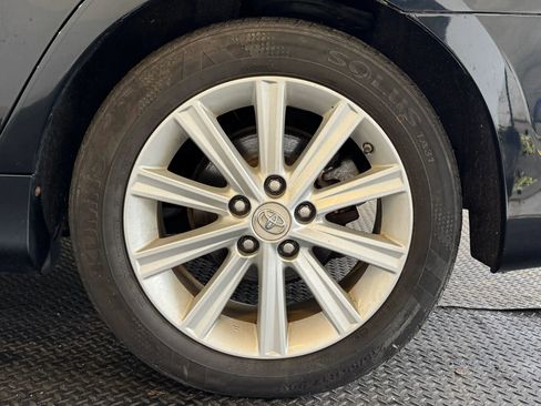 Used 2013 Toyota Camry XLE w/ Leather Pkg FWD image 8