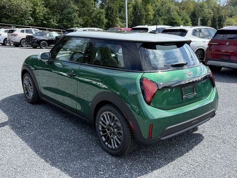 Used 2026 MINI Cooper 2-Door Hardtop image 6