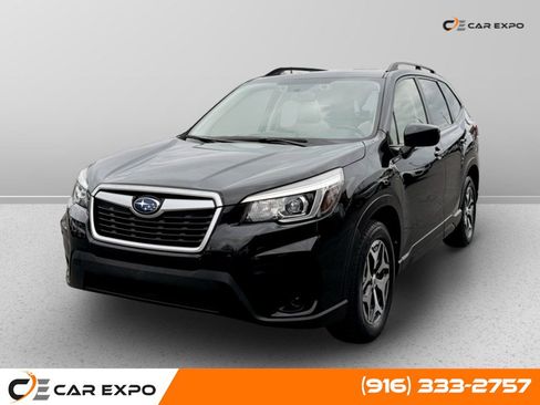 Used 2020 Subaru Forester Premium image 1