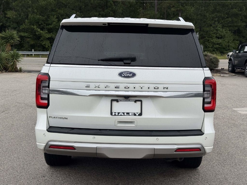 Used 2023 Ford Expedition Platinum AWD/4WD image 25