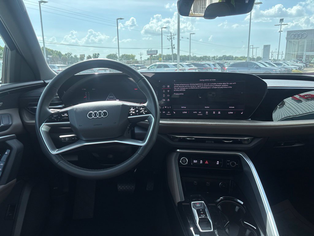 Used 2025 Audi Q5 Premium Plus w/ Premium Plus AWD/4WD image 17