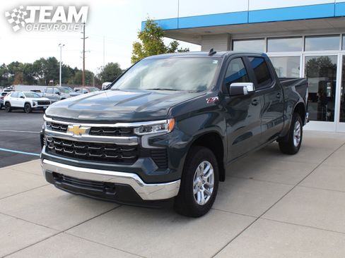 New 2026 Chevrolet Silverado 1500 LT w/ Z71 Off-Road Package image 8