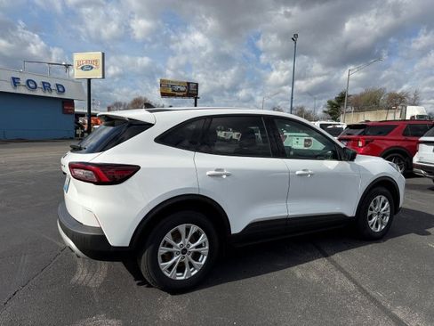 Used 2025 Ford Escape Active FWD image 6