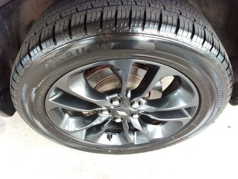 Used 2022 Dodge Durango GT RWD image 29
