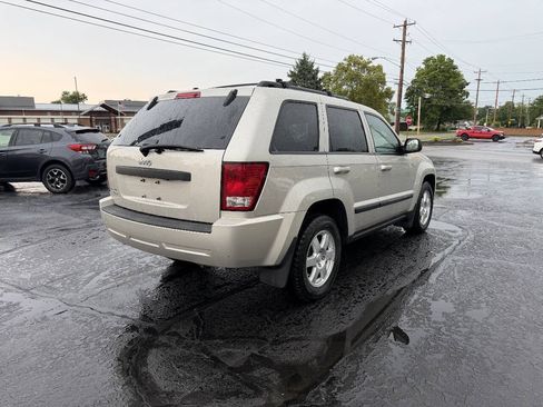 Used 2008 Jeep Grand Cherokee Laredo w/ Driver Convenience Group AWD/4WD image 7
