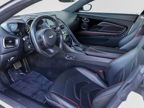 Used 2019 Aston Martin DBS Superleggera RWD image 22