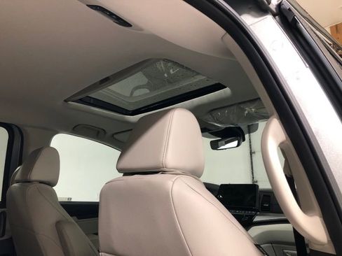New 2026 Honda Odyssey EX-L image 13