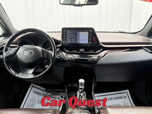 Used 2019 Toyota C-HR Limited FWD image 20