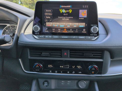 New 2026 Nissan Rogue SV FWD image 22