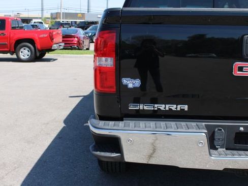 Used 2018 GMC Sierra 1500 SLE w/ SLE Value Package image 42