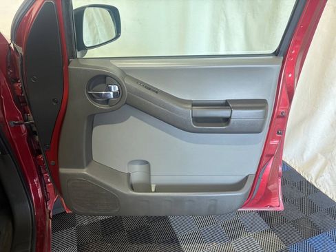 Used 2013 Nissan Xterra S w/ Value Package AWD/4WD image 12