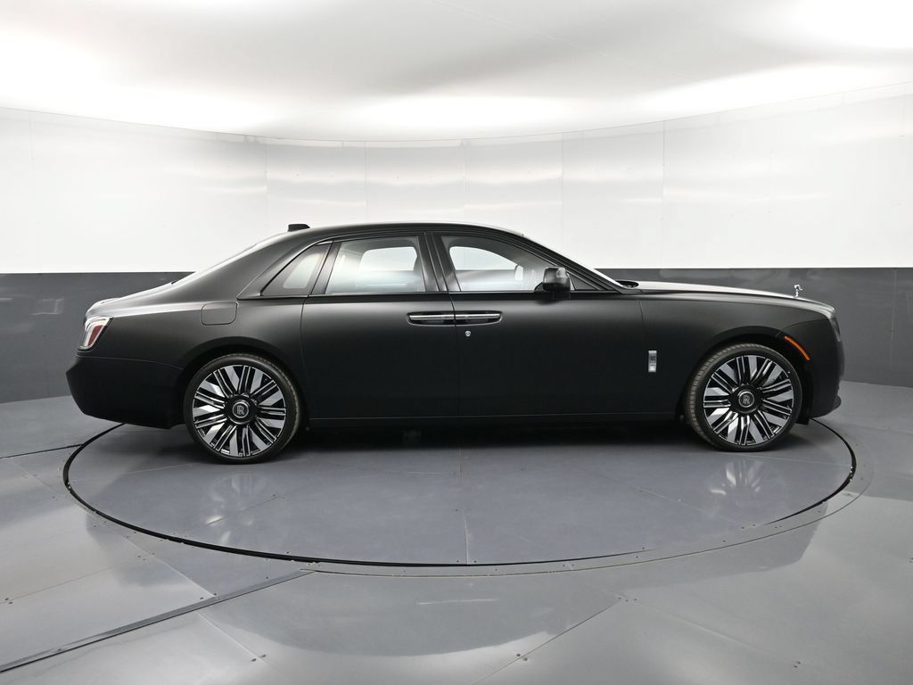 Used 2026 Rolls-Royce Ghost AWD/4WD image 9