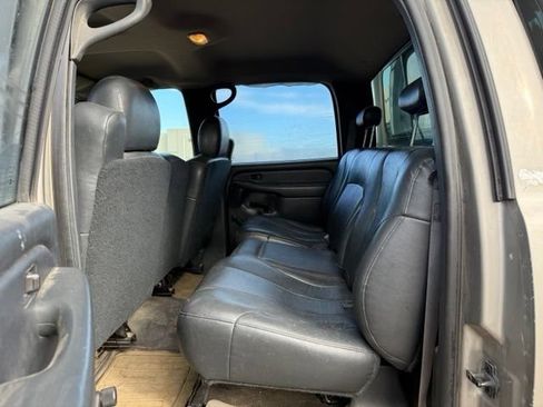 Used 2002 Chevrolet Silverado 2500 4x4 Crew Cab w/ Off-Road Skid Plate Pkg image 17