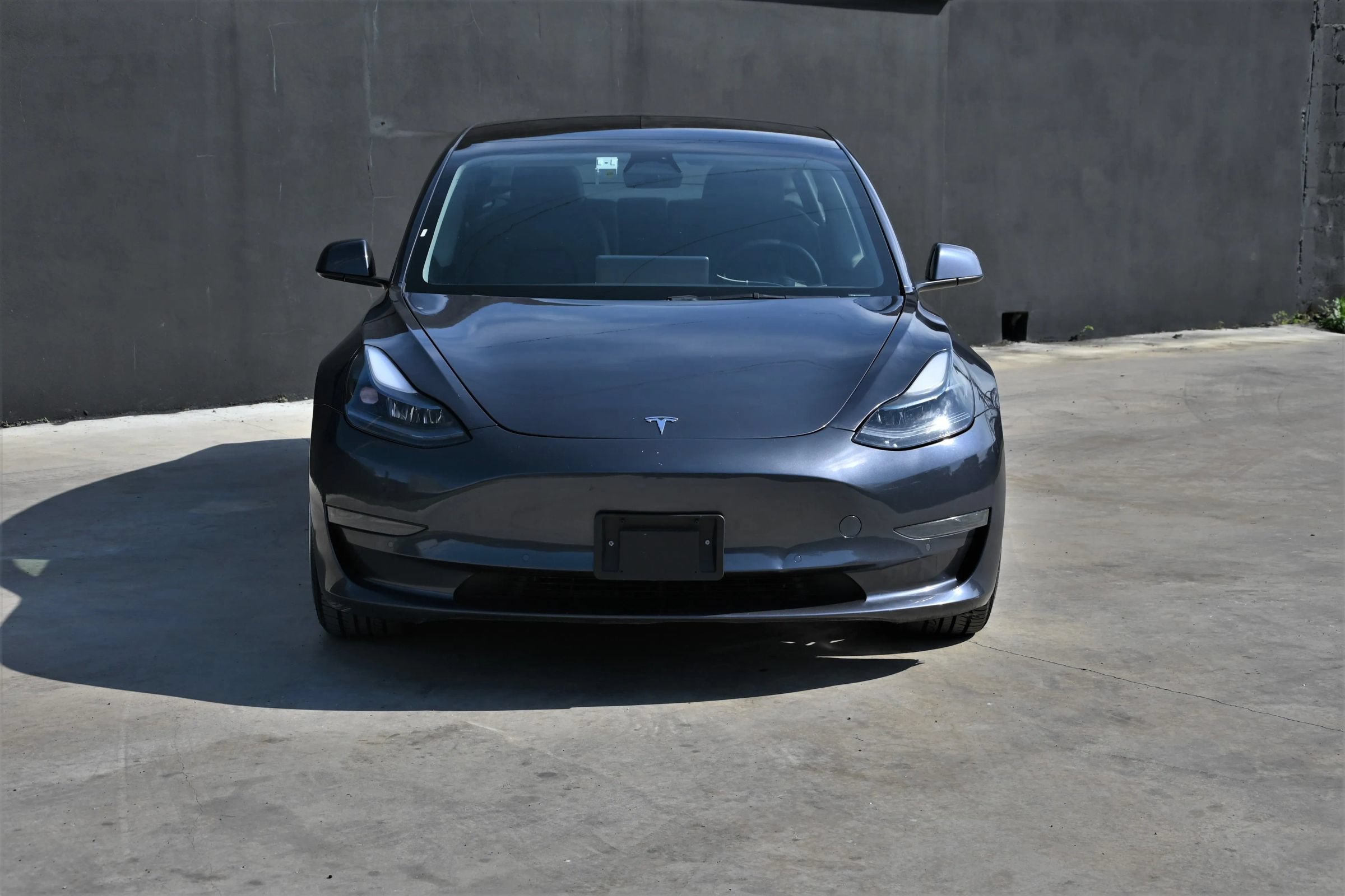 Used 2022 Tesla Model 3 RWD image 2