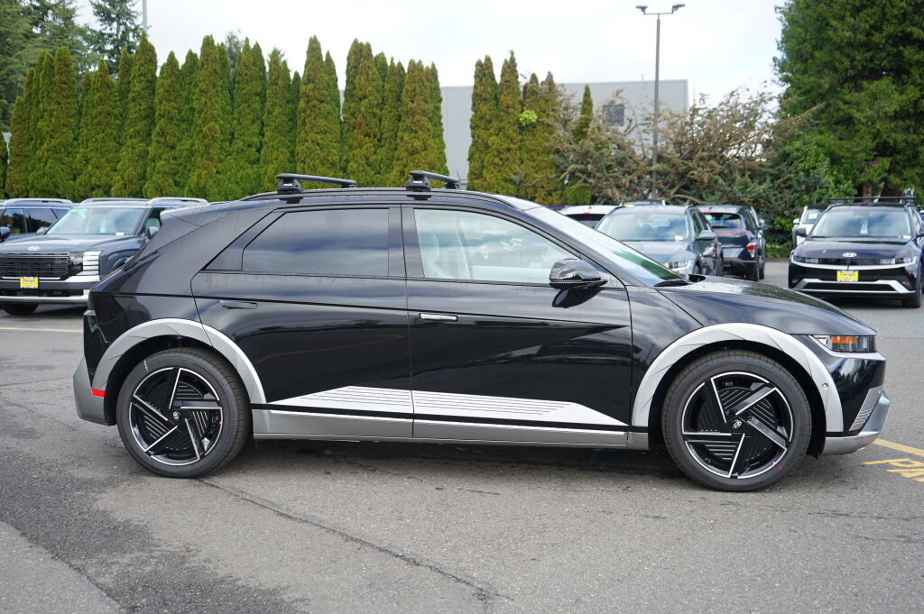 New 2027 Hyundai Ioniq 5 Limited AWD/4WD image 4