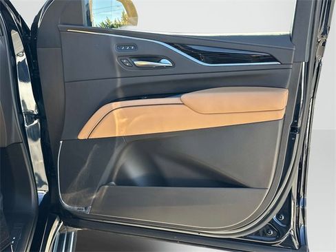 Certified 2023 Cadillac Escalade Sport w/ Touring Package image 23