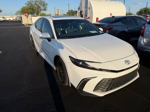 Certified 2025 Toyota Camry SE w/ Multimedia Upgrade Package FWD image 5