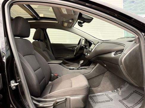 Used 2023 Chevrolet Malibu LT w/ Redline Edition FWD image 20