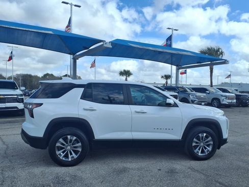 Used 2025 Chevrolet Equinox LT image 21