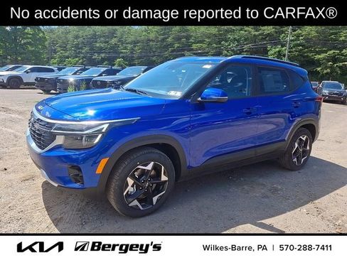 Certified 2025 Kia Seltos S AWD/4WD image 2