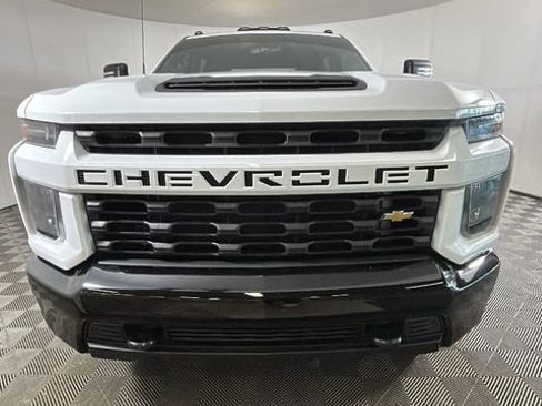 Used 2022 Chevrolet Silverado 2500 Custom w/ Snow Plow Prep/Camper Package AWD/4WD image 7