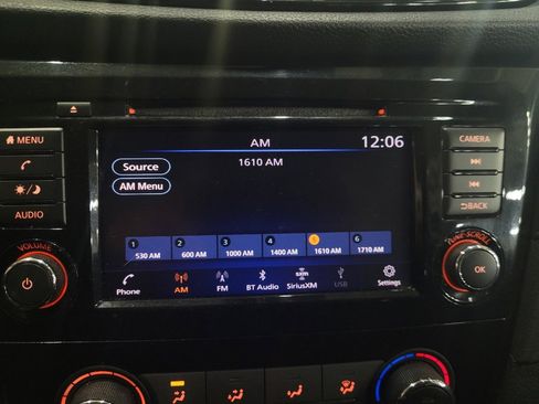 Used 2019 Nissan Rogue S w/ Special Edition Package image 25