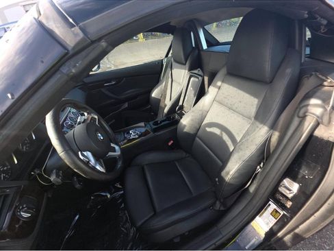 Used 2011 BMW Z4 sDrive30i w/ Sport Pkg image 10