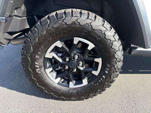 Certified 2025 Jeep Wrangler Unlimited Rubicon 4xe w/ Convenience Group AWD/4WD image 11