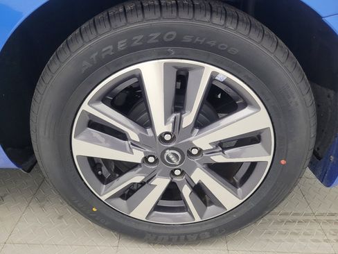 Used 2024 Nissan Versa S w/ S Plus Package FWD image 31