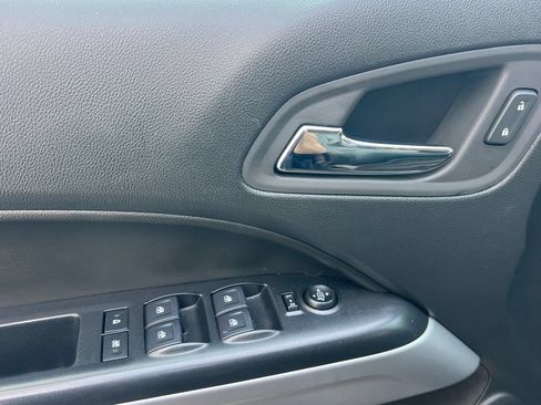 Used 2022 Chevrolet Colorado ZR2 AWD/4WD image 8