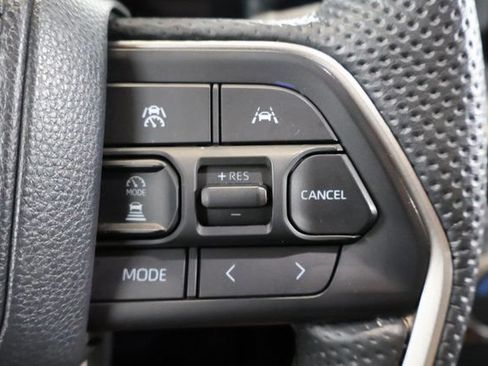 Certified 2024 Toyota Tacoma TRD Off-Road AWD/4WD image 21