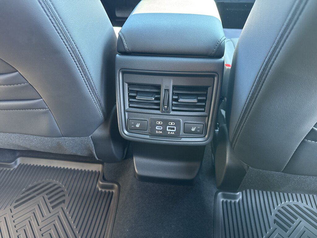 New 2026 Subaru Outback Limited AWD/4WD image 35