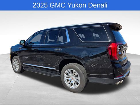 Used 2025 GMC Yukon Denali image 5
