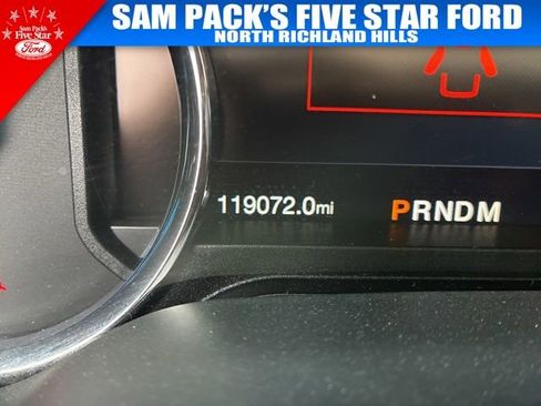 Used 2019 Ford Expedition XLT w/ Equipment Group 202A image 10