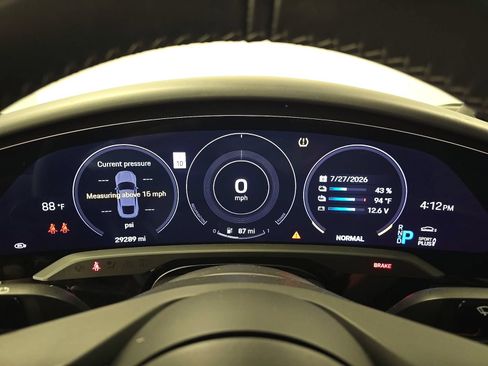 Used 2021 Porsche Taycan Turbo S w/ Premium Package AWD/4WD image 11