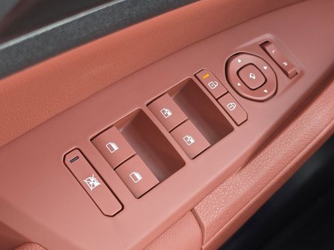 New 2026 Kia Sportage SX AWD/4WD image 11