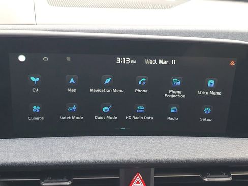 Used 2022 Kia EV6 Wind image 17