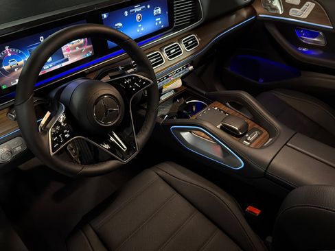 New 2026 Mercedes-Benz GLE 580 4MATIC image 9
