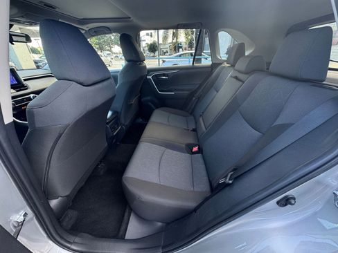 Used 2025 Toyota RAV4 XLE w/ Convenience Package image 27