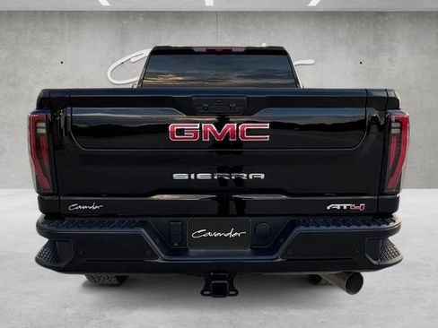 Used 2026 GMC Sierra 2500 AT4 AWD/4WD image 15
