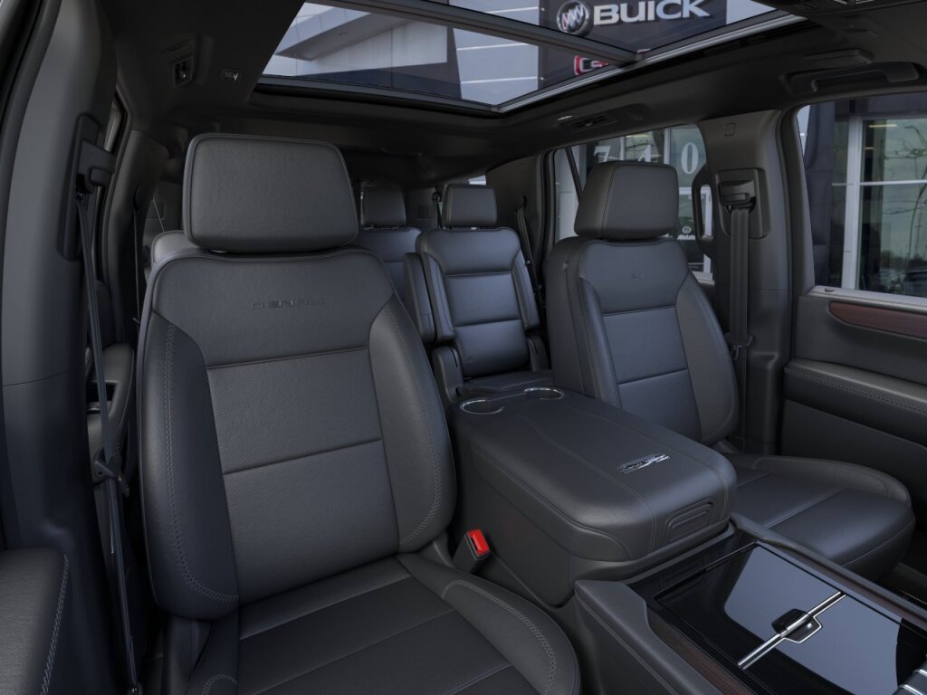 New 2027 GMC Yukon Denali w/ Sun & Power Step Package AWD/4WD image 23