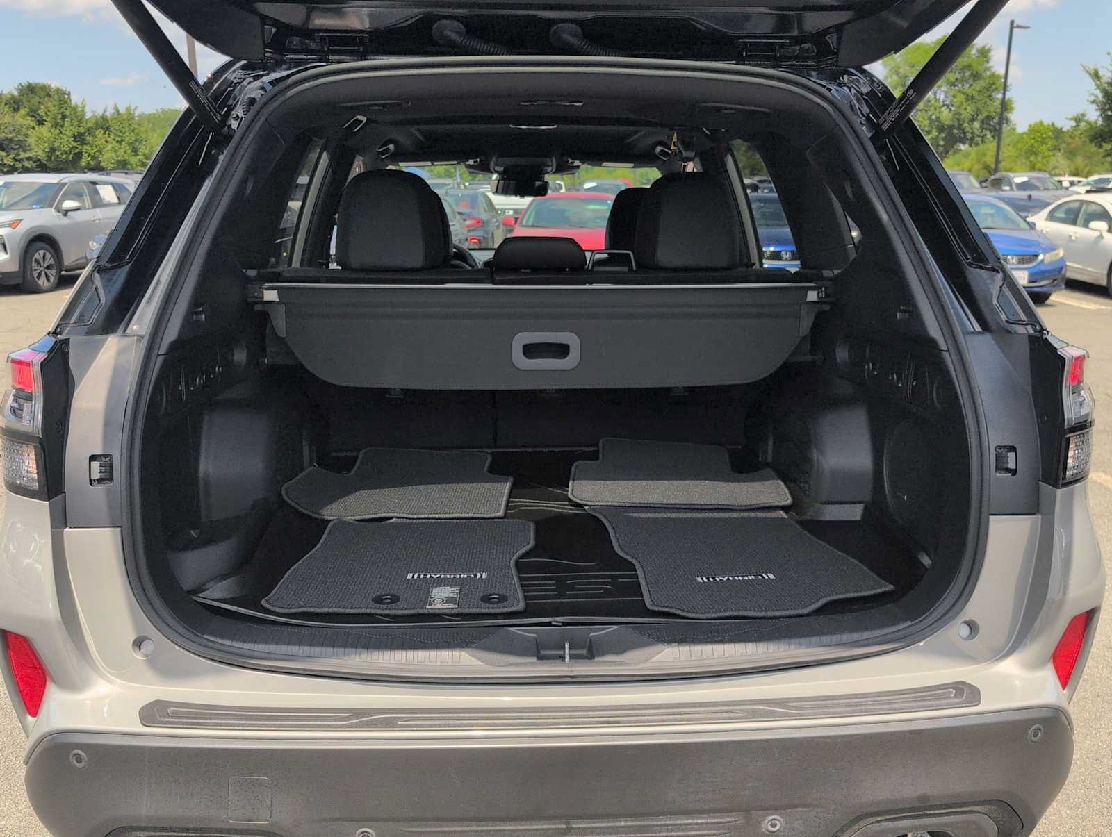 Certified 2025 Subaru Forester Touring AWD/4WD image 32