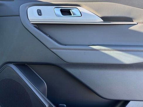 New 2026 Ford Explorer Active w/ Active Comfort Package image 23